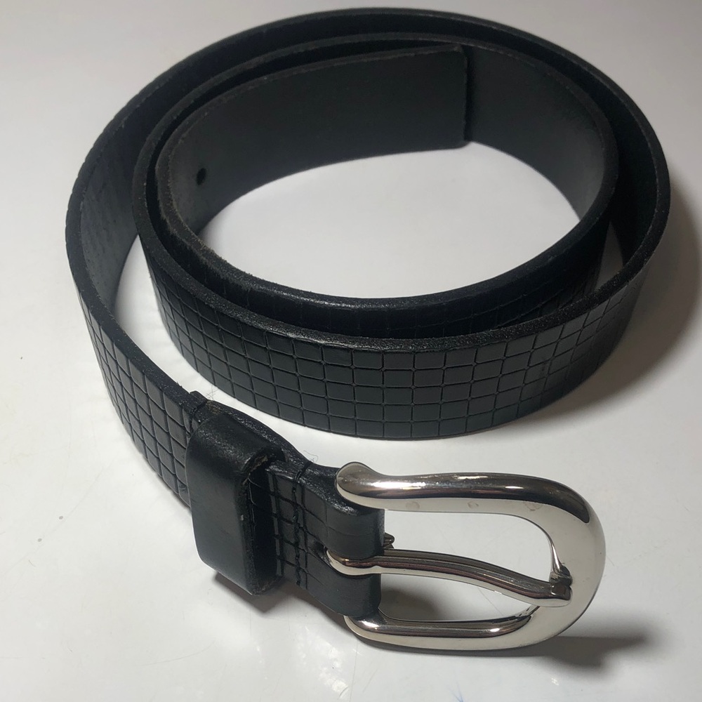 Men's Black Textured Leather Belt with Polished Chrome Buckle